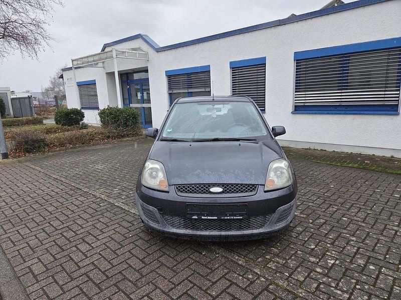 Gebraucht Ford Fiesta 101 PS (74 kW) 2006 Grau Kleinwagen