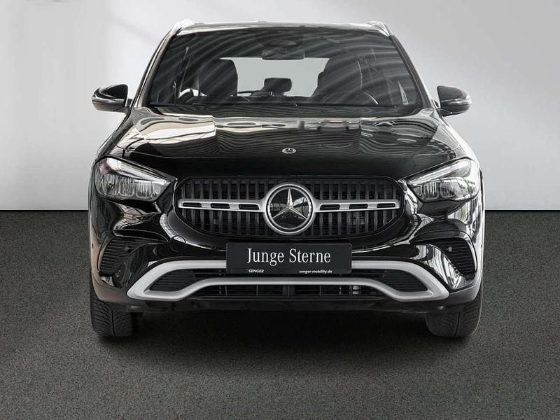 Usata Mercedes GLA200 163 CV (119 kW) 2024 Nero SUV