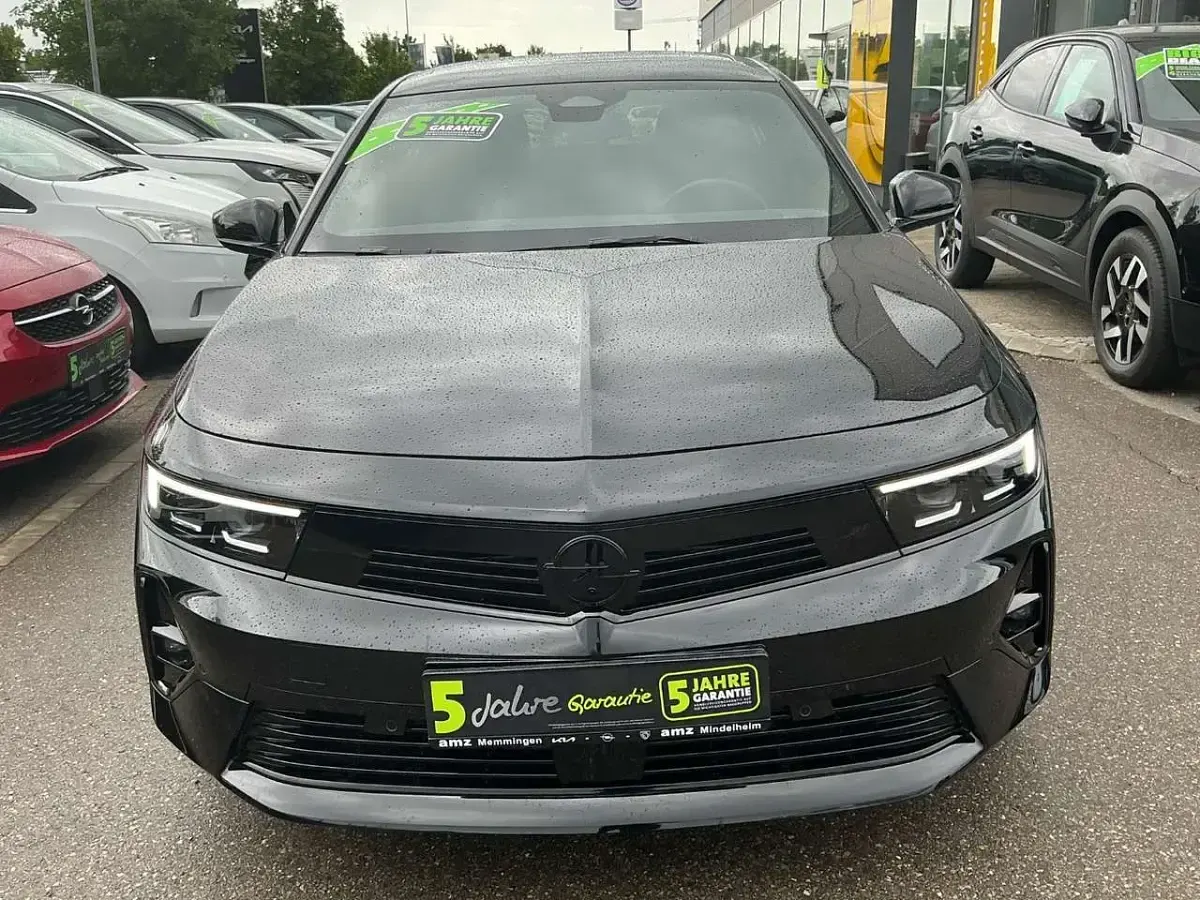 Gebraucht Opel Astra Ultimate 131 PS (96 kW) 2024 Schwarz Kleinwagen