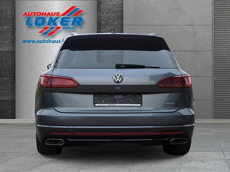 Gebraucht VW Touareg R 462 PS (339 kW) 2020 Grau SUV