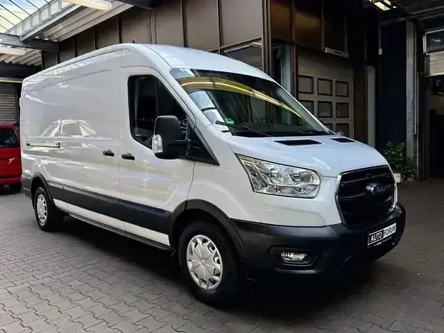 Gebraucht Ford Transit 131 PS (96 kW) 2020 Weiß Van