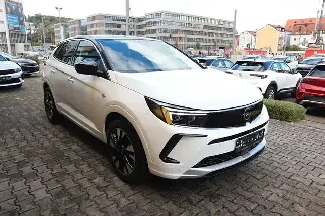 Gebraucht Opel Grandland X Elegance 131 PS (96 kW) 2023 Weiss SUV