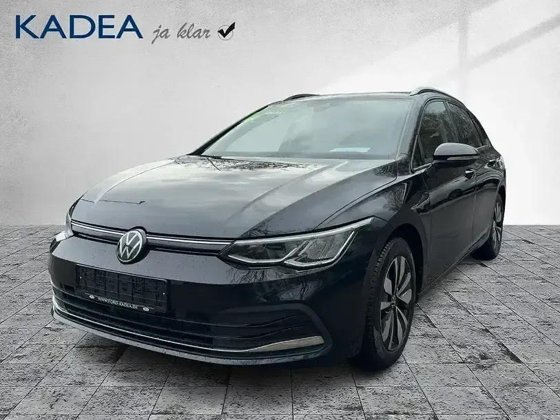 Gebraucht VW Golf VIII Move 150 PS (110 kW) 2024 Deep black perleffekt Kombi
