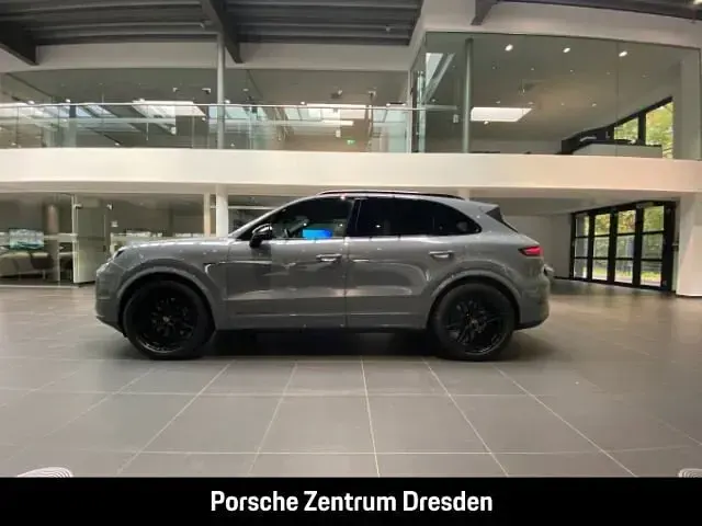 Neu Porsche Cayenne 471 PS (346 kW) 2026 Arktikgrau SUV