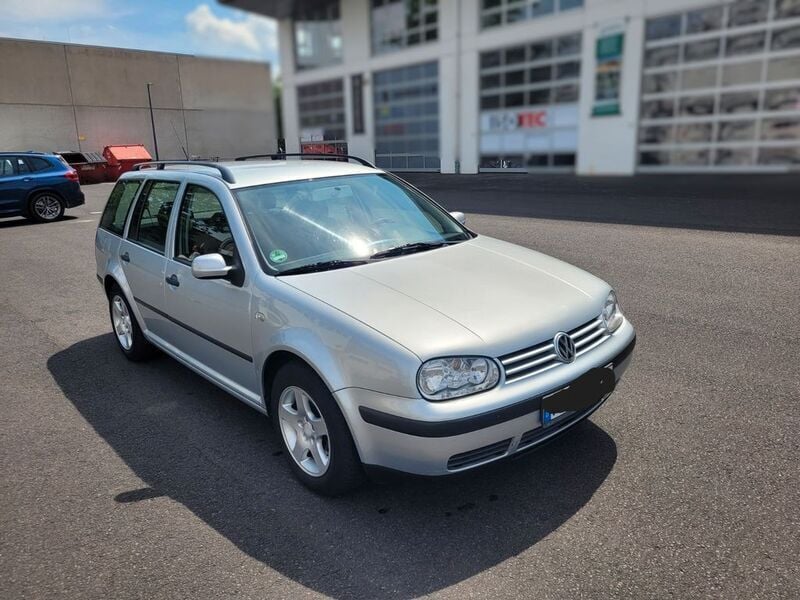 Silber Gebraucht 2002 VW Golf IV Basis Kombi | 1.300 € (Superpreis) - Bild 1/4
