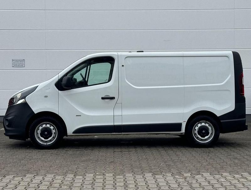 Gebraucht Opel Vivaro 120 PS (88 kW) 2015 Weiß Van / Kleinbus