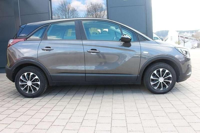 Gebraucht Opel Crossland X Edition 110 PS (80 kW) 2019 Mondstein grau/e:vulkan grau SUV