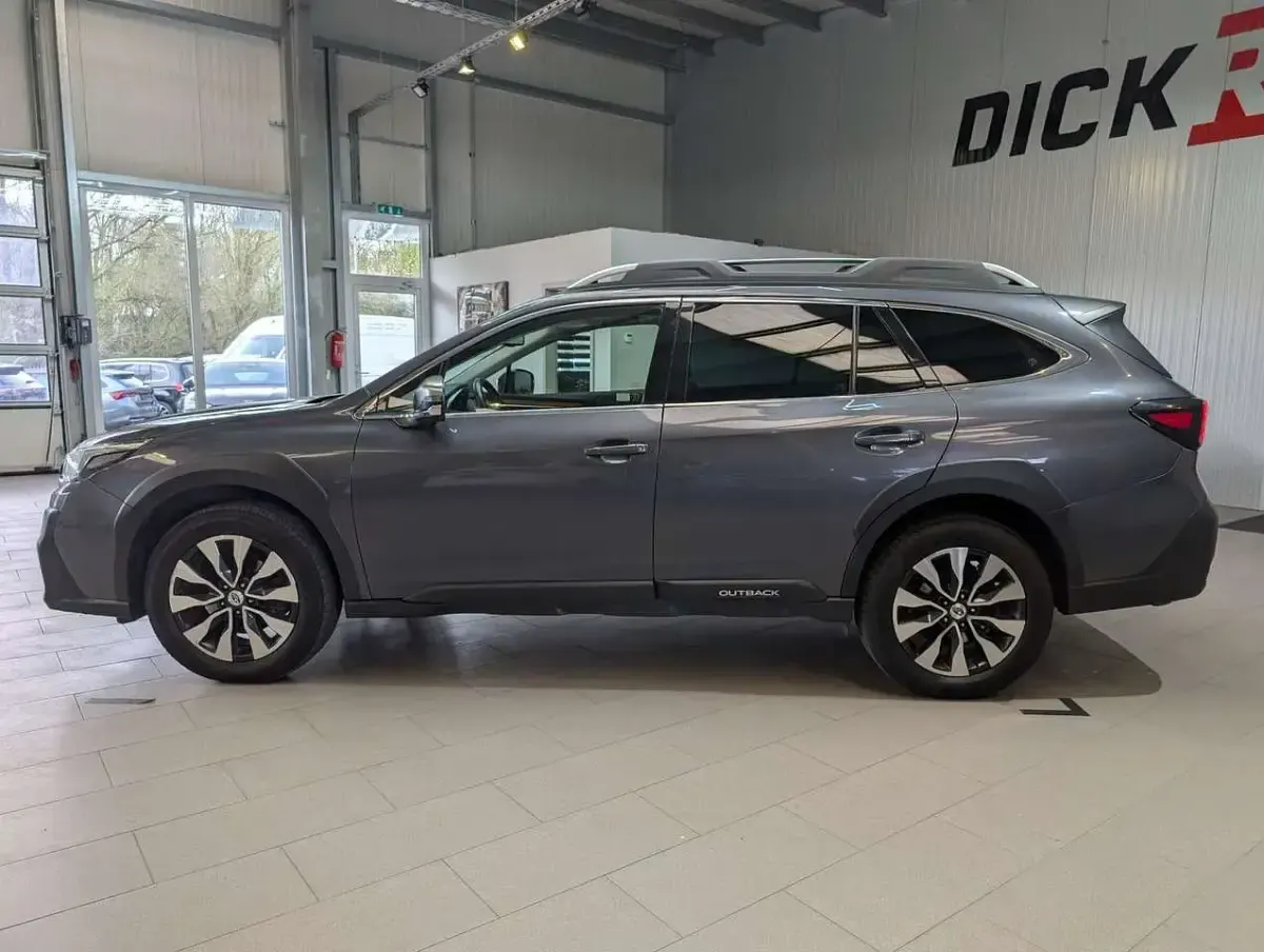 Gebraucht Subaru Outback Platinum 169 PS (124 kW) 2023 Weiß Kombi