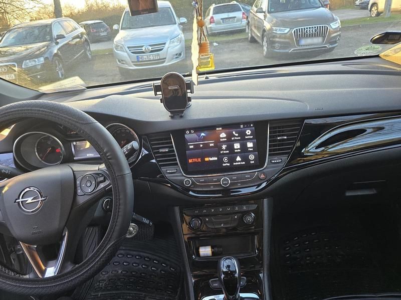 Gebraucht Opel Astra 136 PS (100 kW) 2019 Silber Limousine