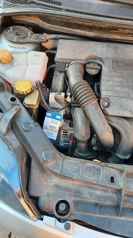 Gebraucht Mazda 2 86 PS (63 kW) 2008 Silber Kleinwagen