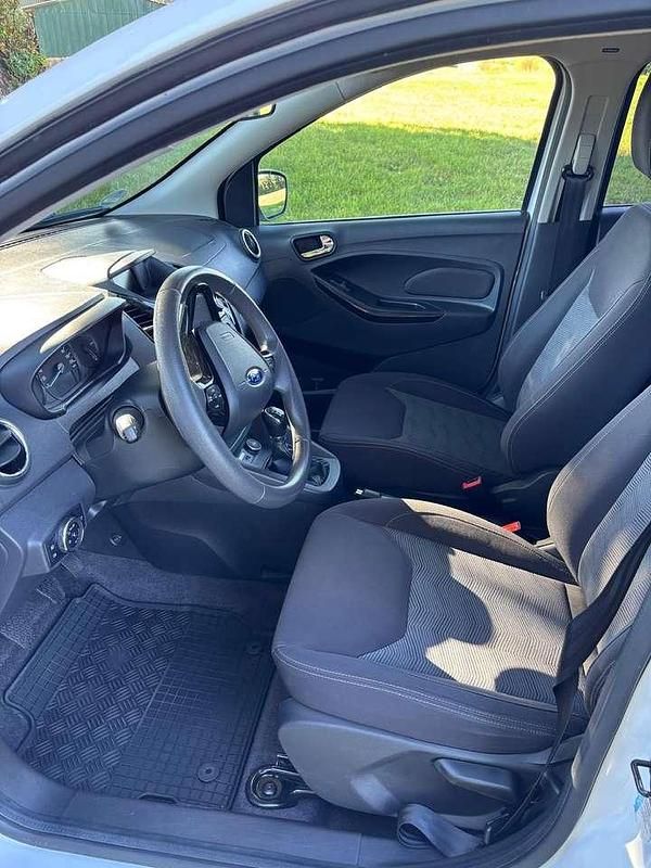 Gebraucht Ford Ka 69 PS (50 kW) 2018 Weiß Limousine