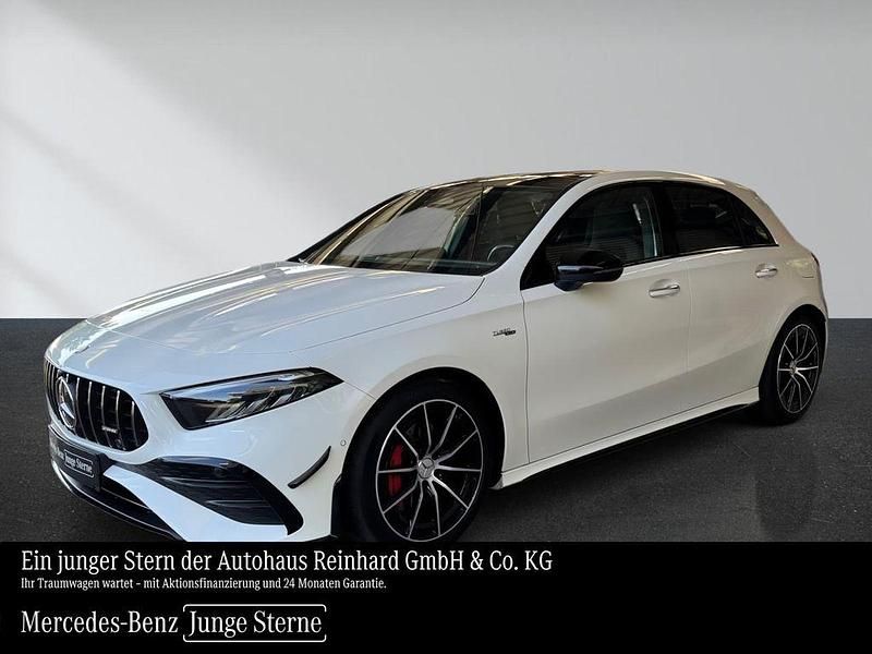 Weiß Gebraucht 2023 Mercedes A35 AMG AMG Limousine | 45.450 € (Fairer Preis) - Bild 1/4
