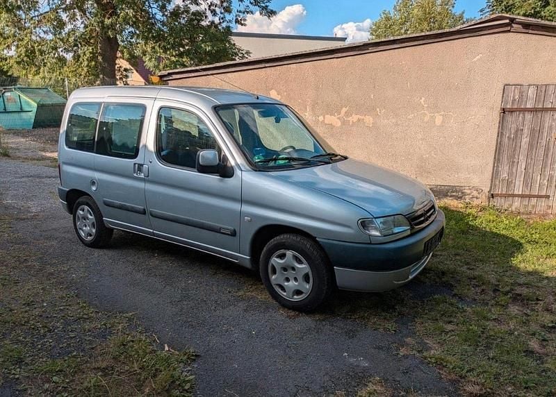 Gebraucht Citroën Berlingo 108 PS (79 kW) 2002 Grau Van / Kleinbus