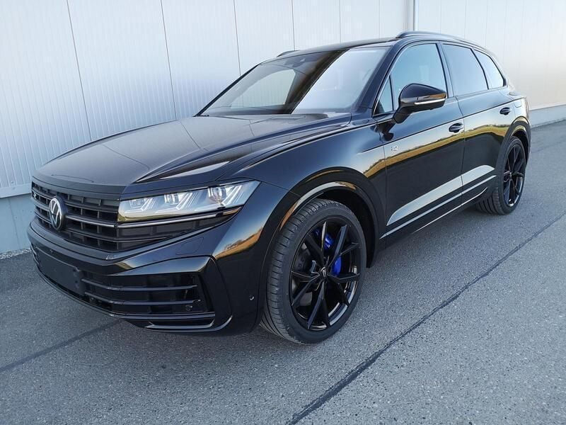 Grenadillschwarz metallic Neu 2025 VW Touareg R SUV | 80.490 € (Superpreis) - Bild 1/4