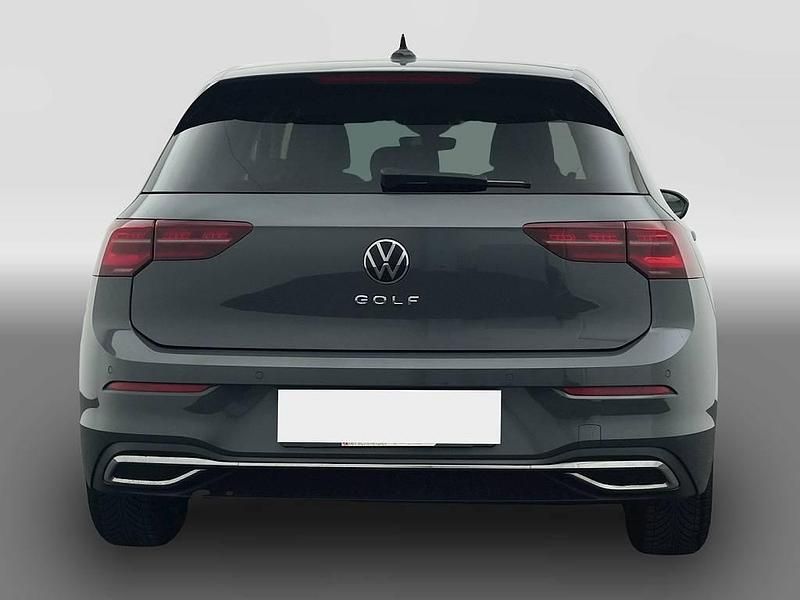 Gebraucht VW Golf VIII Active 150 PS (110 kW) 2022 Grau Limousine