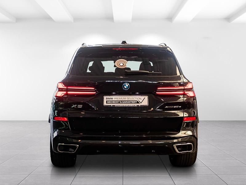 Gebraucht BMW X5 Comfort Edition 489 PS (359 kW) 2025 Black sapphire metallic (schwarz) SUV