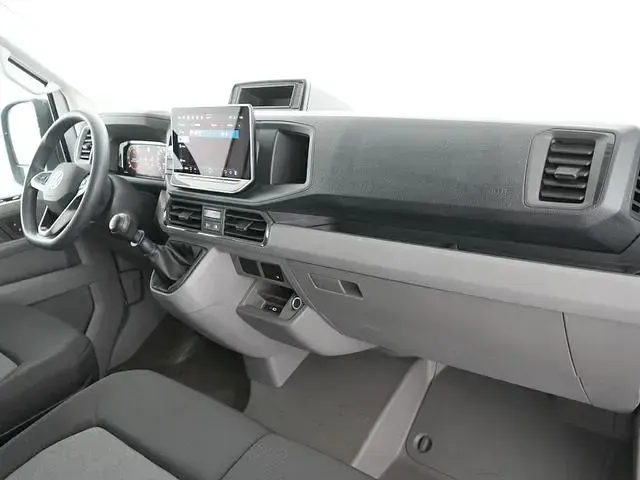 Używany VW Crafter 140 KM (102 kW) 2025 Biały Van