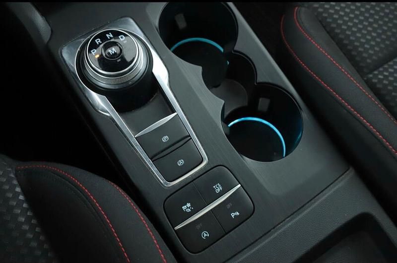 Używany Ford Focus ST-Line 180 KM (132 kW) 2021 Niebieski Kombi