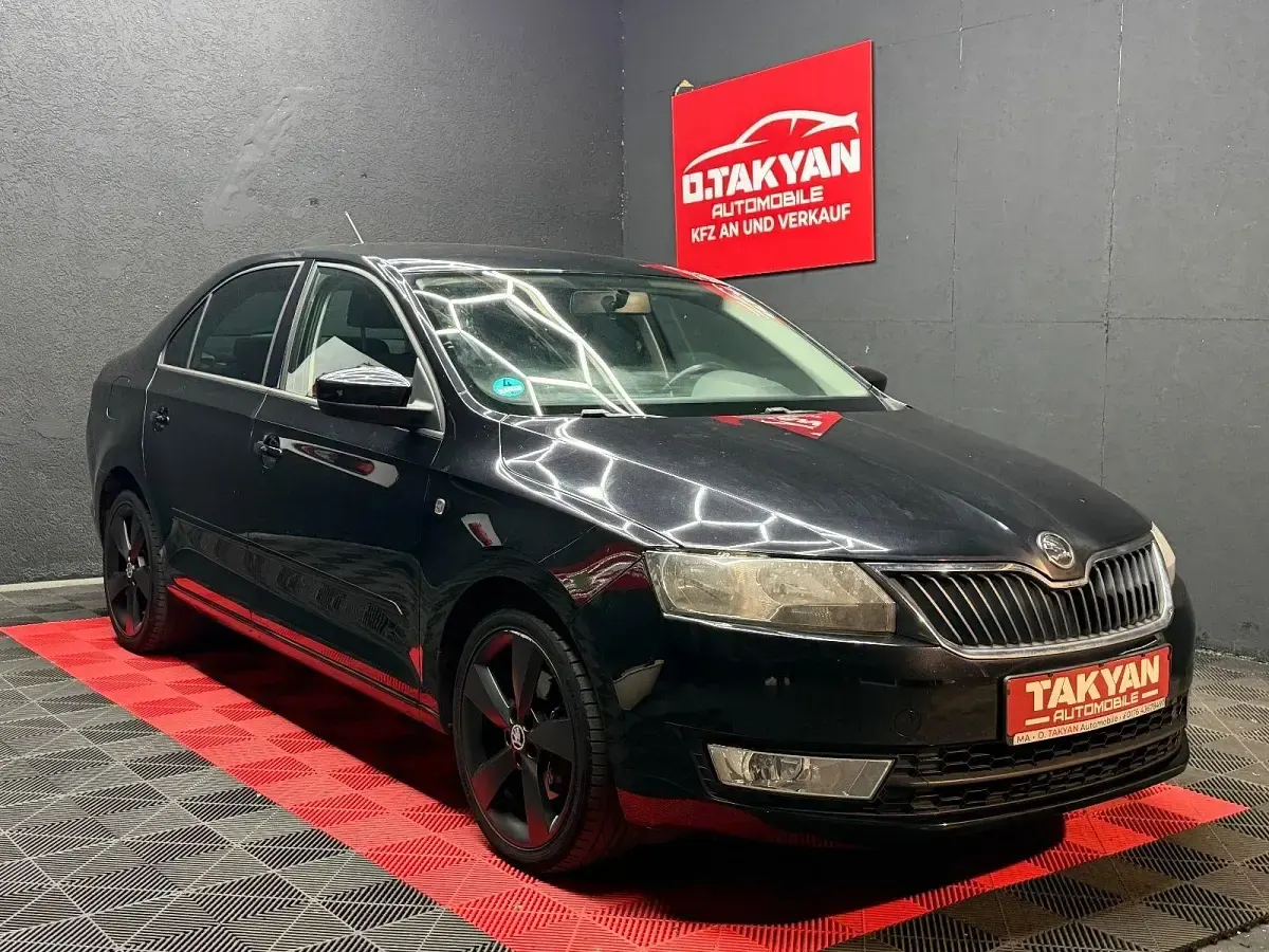 Gebraucht Skoda Rapid Elegance 105 PS (77 kW) 2012 Schwarz Kleinwagen