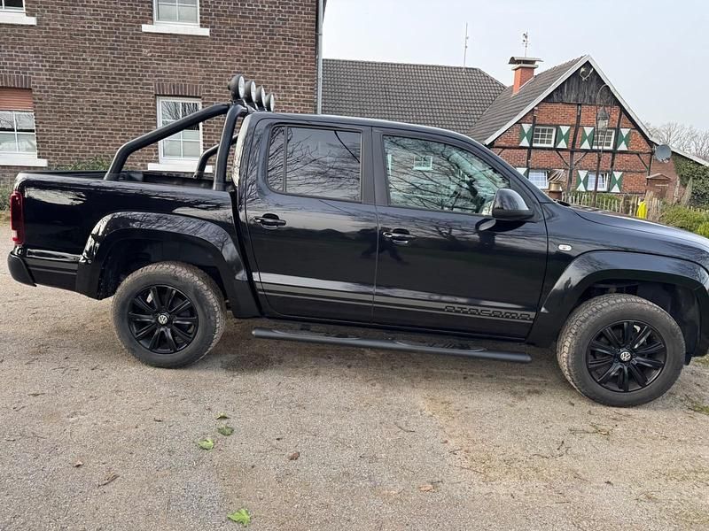 Gebraucht VW Amarok 180 PS (132 kW) 2016 Schwarz Pickup