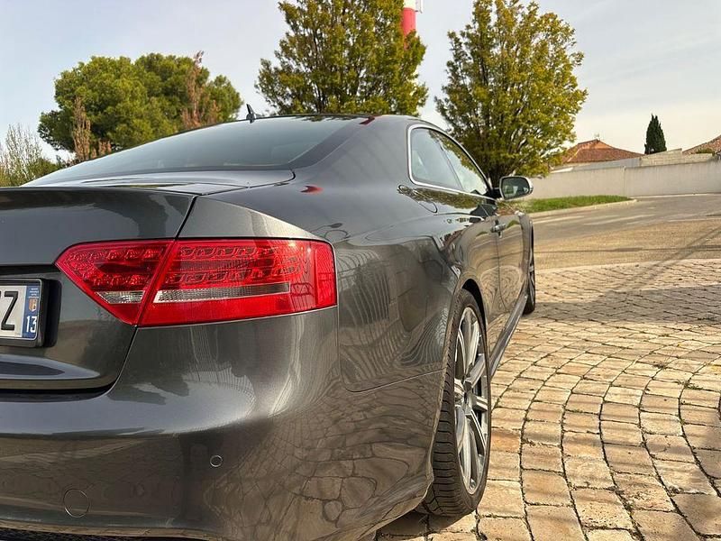 Gebraucht Audi RS5 Sport 450 PS (330 kW) 2010 Grau Coupé