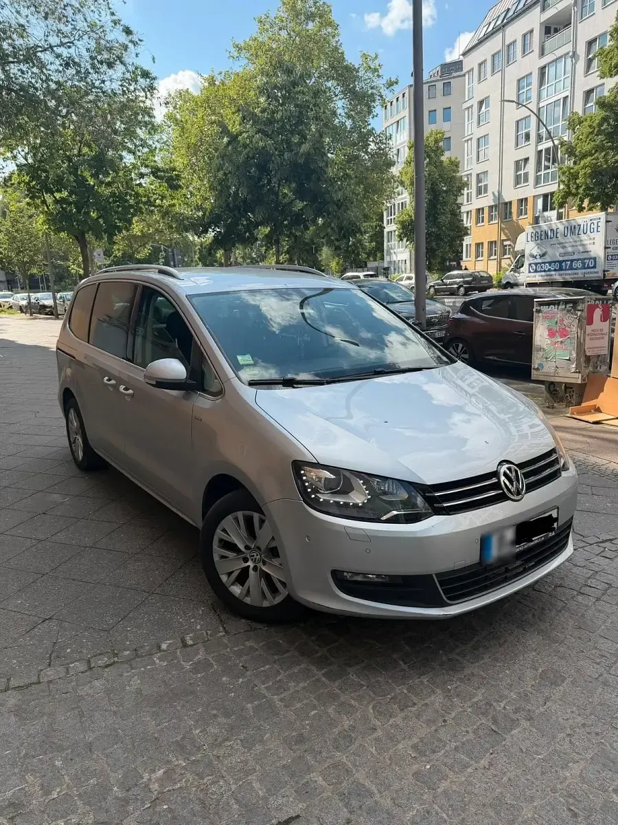 Gebraucht VW Sharan 140 PS (102 kW) 2013 Silber Van / Kleinbus