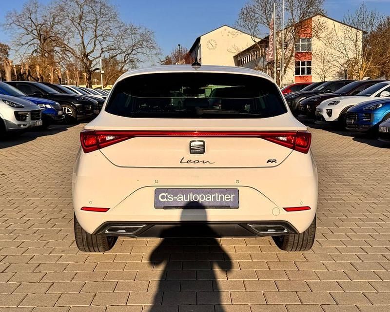 Gebraucht Seat Leon ST FR-Line 150 PS (110 kW) 2023 Weiß Kombi