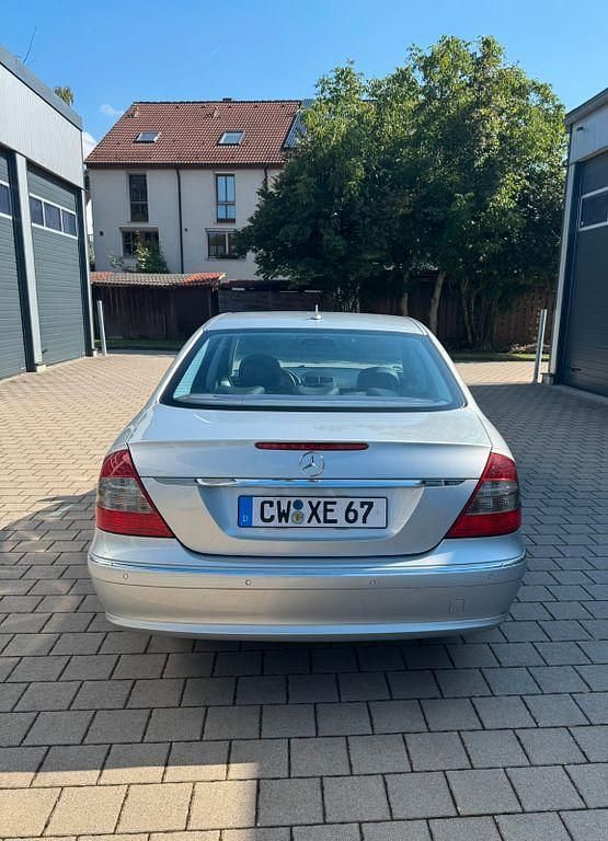 Gebraucht Mercedes E200 Avantgarde 184 PS (135 kW) 2007 Limousine