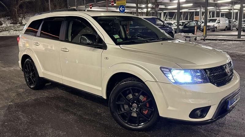 Gebraucht Fiat Freemont Black Code 170 PS (125 kW) 2014 Weiß SUV