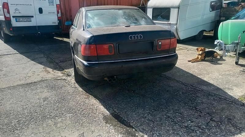 Blau Gebraucht 2001 Audi A8 Limousine | 3.000 € - Bild 1/4
