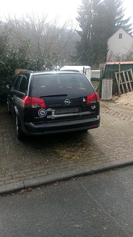 Gebraucht Opel Vectra 91 PS (66 kW) 2005 Schwarz Limousine