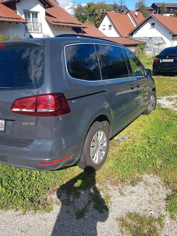 Gebraucht VW Sharan 150 PS (110 kW) 2015 Grau Van / Kleinbus