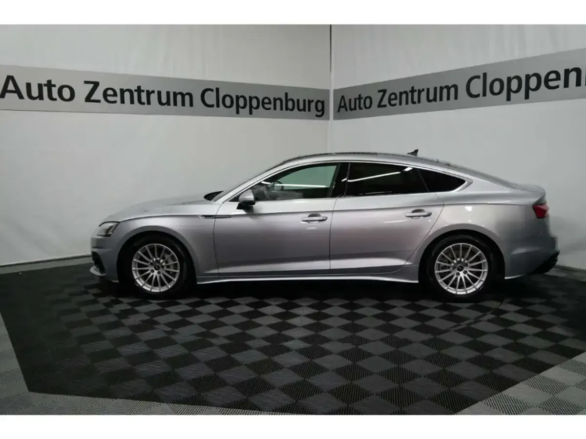 Gebraucht Audi A5 Sportback Sport 286 PS (210 kW) 2022 Silber Kleinwagen