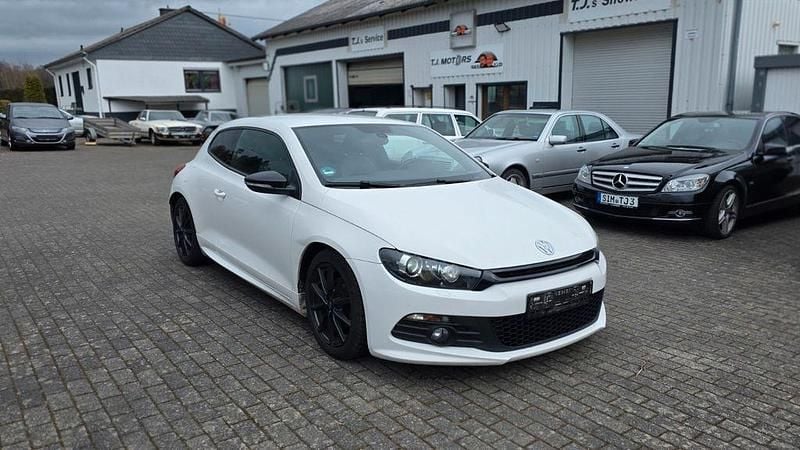 Gebraucht VW Scirocco 122 PS (89 kW) 2013 Weiß Coupé