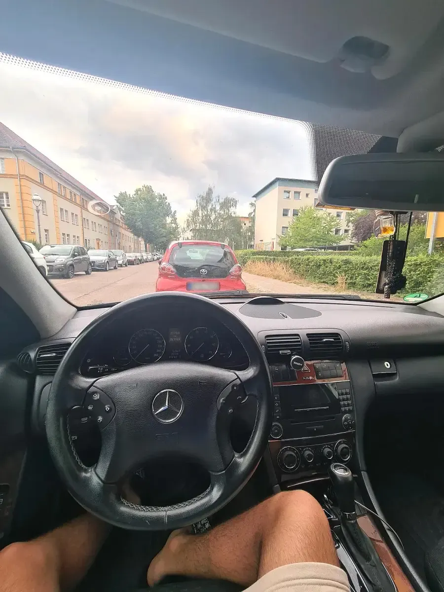 Gebraucht Mercedes C200 163 PS (119 kW) 2005 Schwarz Limousine