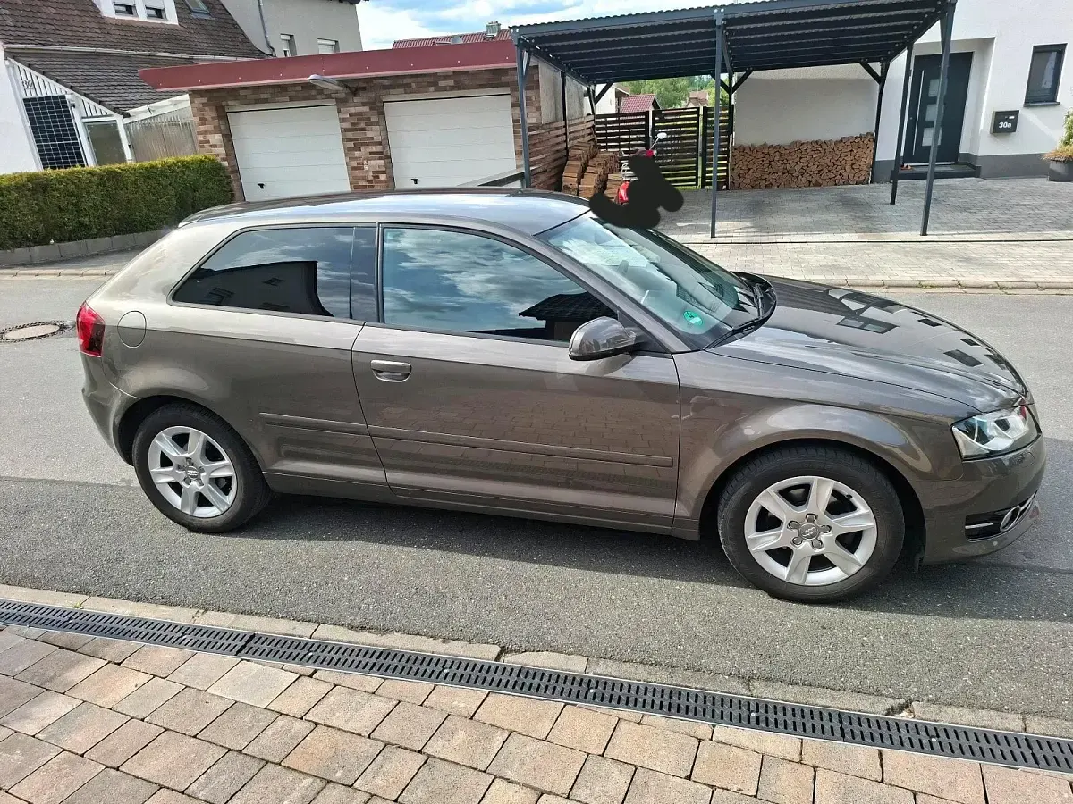 Używany Audi A3 Attraction 104 KM (76 kW) 2010 Hatchback