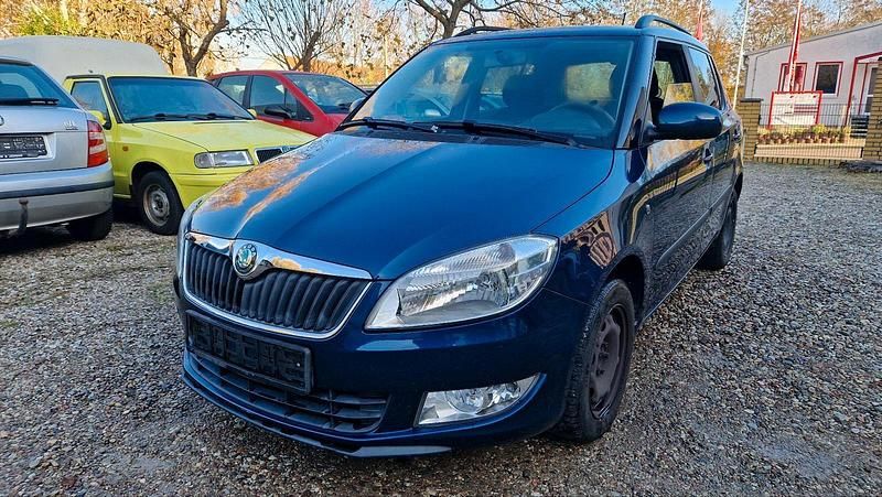 Gebraucht Skoda Fabia 68 PS (50 kW) 2012 Grau Kleinwagen