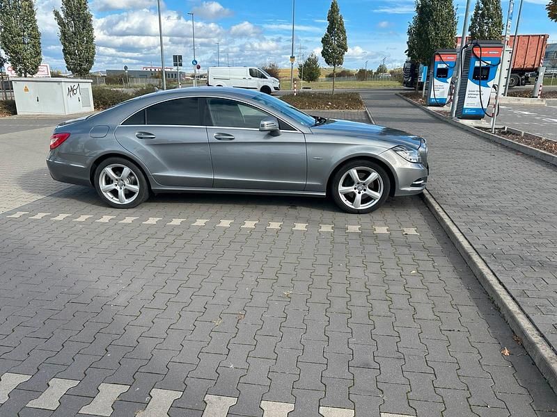 Silber Gebraucht 2013 Mercedes CLS250 Coupé | 16.499 € (Fairer Preis) - Bild 1/4