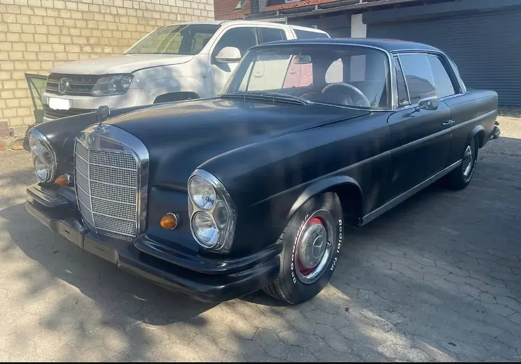 Gebraucht Mercedes 250 SE 150 PS (110 kW) 1966 Schwarz Coupé