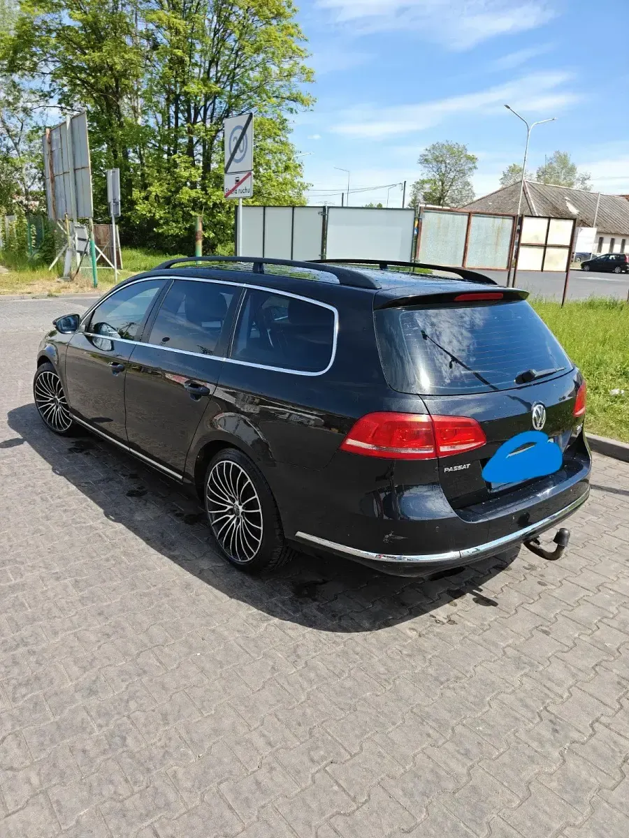Gebraucht VW Passat 140 PS (102 kW) 2012 Schwarz Kombi