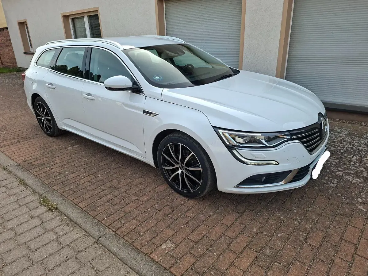 Gebraucht Renault Talisman 130 PS (95 kW) 2018 Weiß Kombi