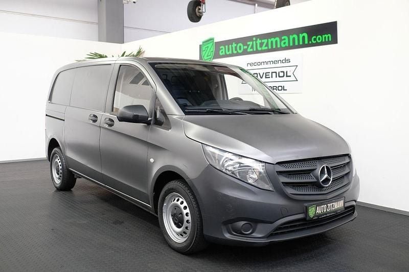 Weiß Gebraucht 2016 Mercedes Vito Van / Kleinbus | 9.490 € (Fairer Preis) - Bild 1/4