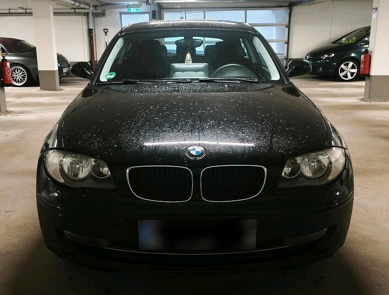 Gebraucht BMW 118 143 PS (105 kW) 2007 Schwarz Kleinwagen