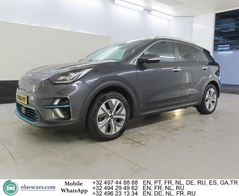 Grau Gebraucht 2020 Kia e-Niro SUV | 17.787 € (Fairer Preis) - Bild 1/4