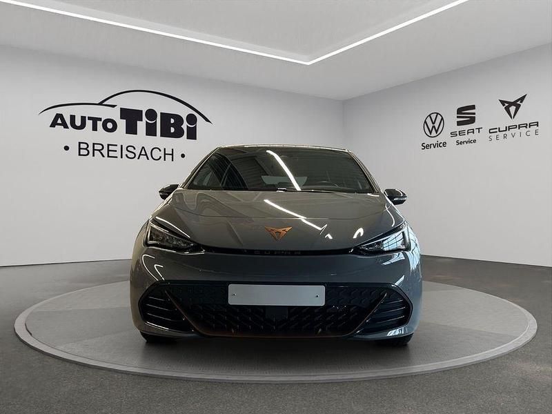 Second-hand Cupra Born 150 kW (204 CP) 2024 Gri Hatchback