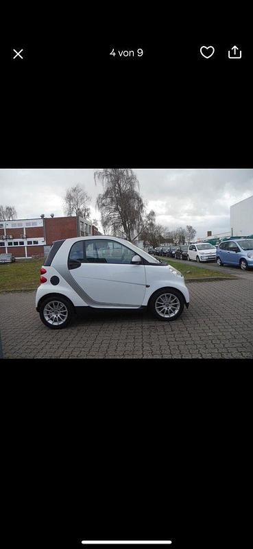Gebraucht Smart ForTwo Coupé 61 PS (44 kW) 2011 Weiß Coupé