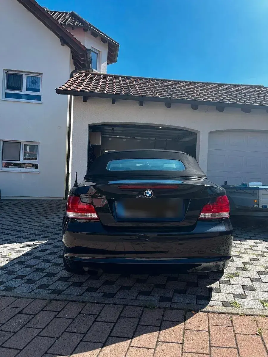 Gebraucht BMW 118 Cabriolet 143 PS (105 kW) 2010 Schwarz Cabrio
