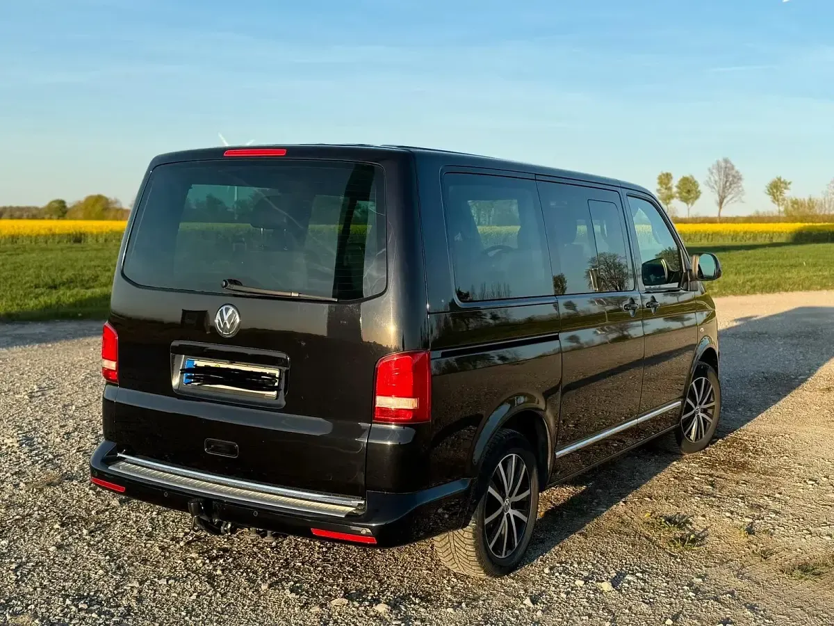 Gebraucht VW Multivan Highline 180 PS (132 kW) 2014 Schwarz Van / Kleinbus