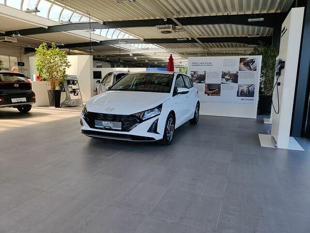 Gebraucht Hyundai i20 Trend 101 PS (74 kW) 2022 Othercolor Kleinwagen