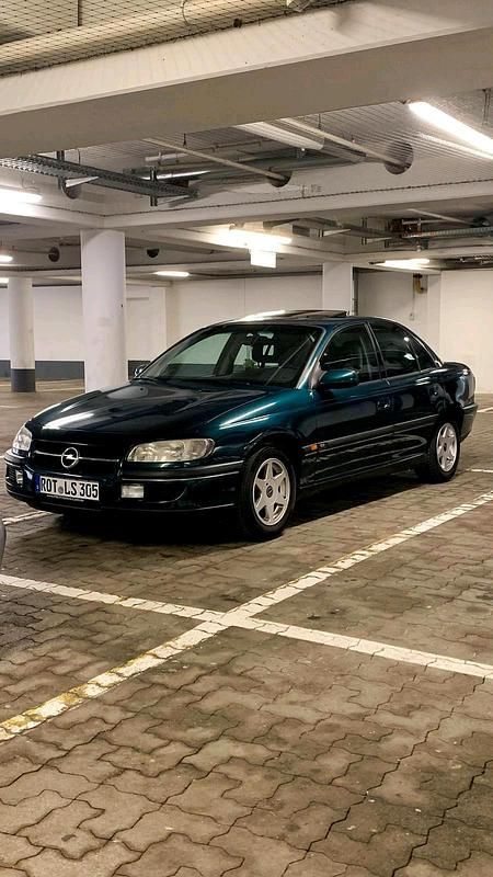 Gebraucht 1997 Opel Omega Limousine | 4.499 € - Bild 1/3